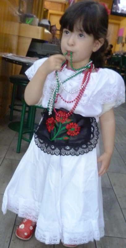 Veracruz Dance Dress kid Size 23\"